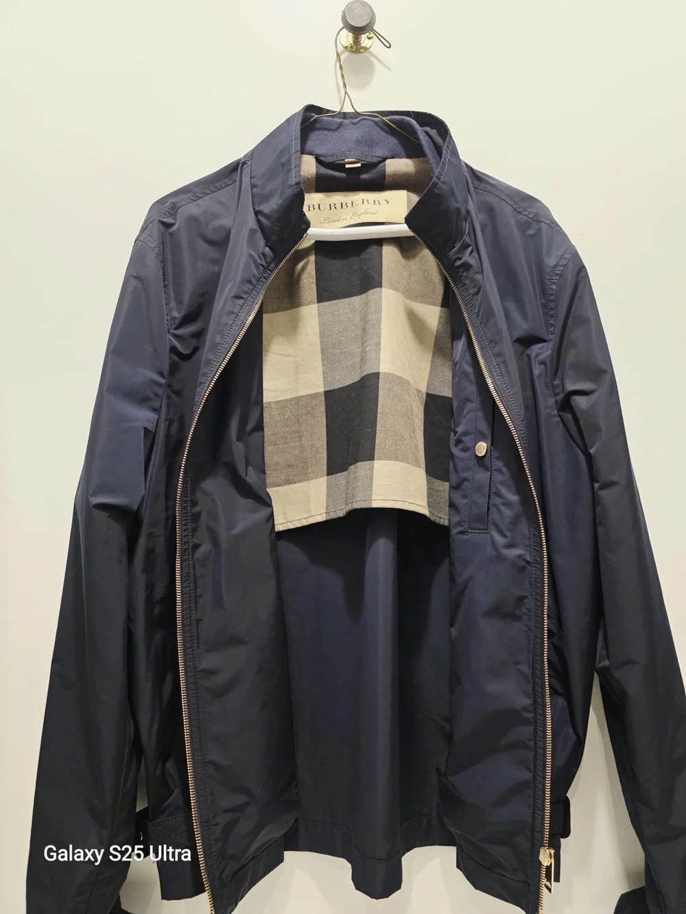 Burberry Navy Lightweight Zip-Up Jacket with Check Lining